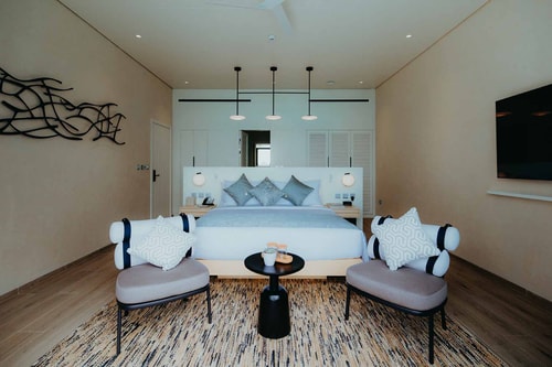 One Bedroom Over Water Villa Near Surf Abu Dhabi 3 Luxury Bookings
