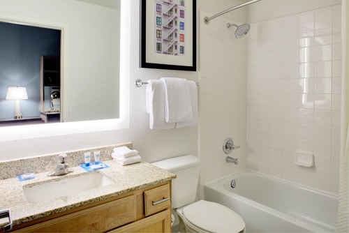 King Studio Near Caruth Haven Court DAL 4 Luxury Bookings