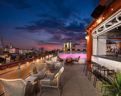Standard Room Near Johnny's Chicken & Waffles DAL 11 Luxury Bookings