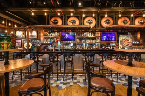 Double Room Near Garhoud Park 3 By Luxury Booking 7 Luxury Bookings