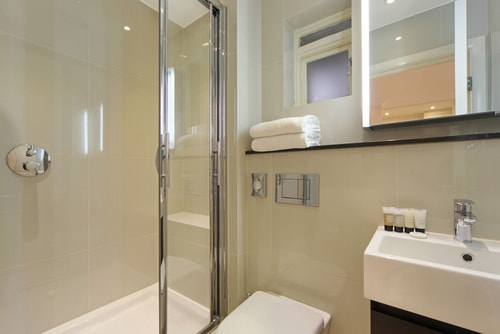 Studio Apartment Near Gloucester Park LON 5 Luxury Bookings