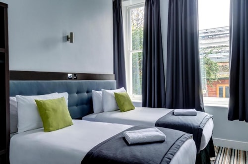 Double Or Twin Room Near Air Manage LON 1 Luxury Bookings
