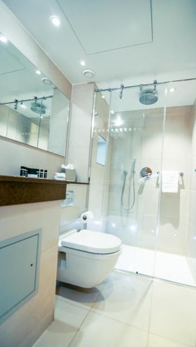 Club Double Room Near Cleveland Square LON 5 Luxury Bookings