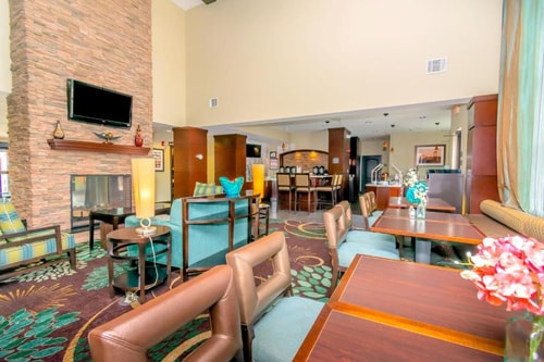 Queen Studio Suite Near Thorne Stadium HOU 9 Luxury Bookings