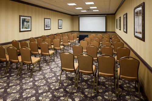 King Room Near George Bush Park HOU 10 Luxury Bookings