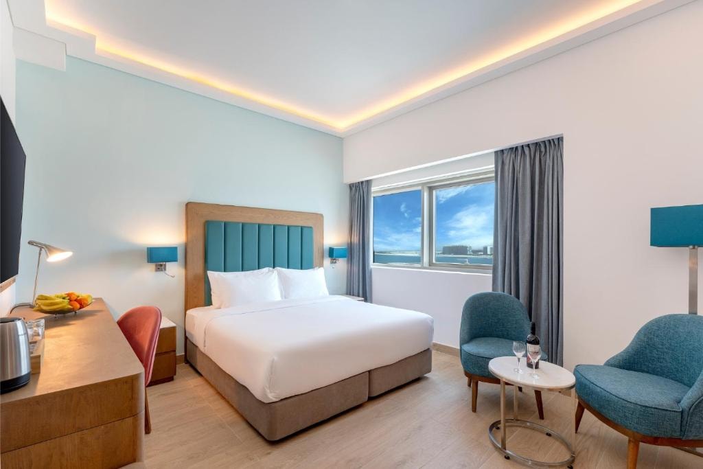 Deluxe Room With City View Near Golden Spa Aladino Luxury Bookings