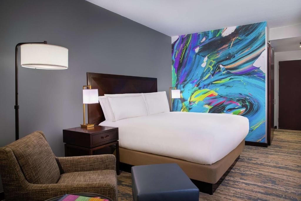 King Room Near To Discovery Green HOU Luxury Bookings