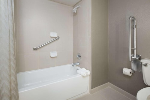 King Room Near Holiday Park DAL 3 Luxury Bookings