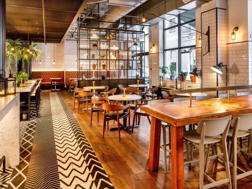 Superior Room Near Freshwave cleaners LON 10 Luxury Bookings