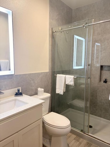 Double Room Near General n Cosmetic Dentistry HOU 5 Luxury Bookings