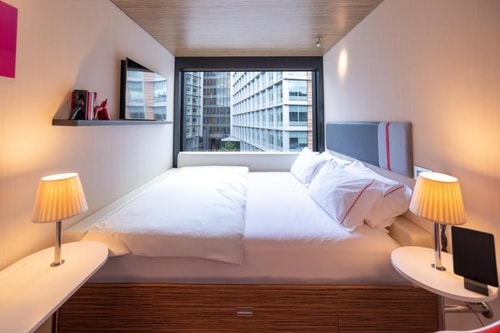 King Room Near The Crane Building London LON Luxury Bookings