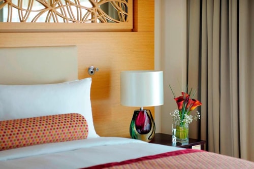 Two Bedroom Apartment Near Al Wasl Sports Club 3 Luxury Bookings