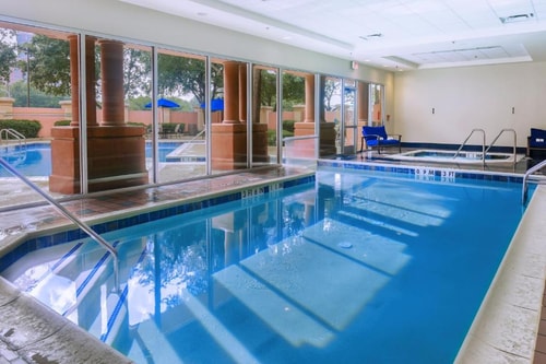 One Bedroom Suite Near Medieval Times Dinner DAL 10 Luxury Bookings