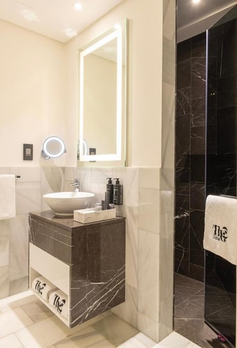 Deluxe King Or Twin Room In Palm Jumeirah 5 Luxury Bookings