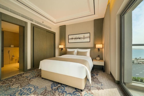 Two Bedroom Suite Sea View At The Palm Jumeirah 3 Luxury Bookings