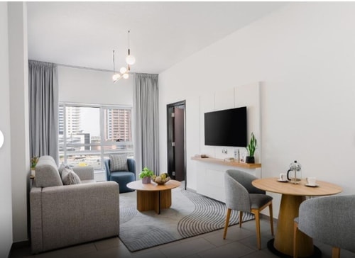 One Bedroom Premier Apartment Near Metro Station 4 Luxury Bookings