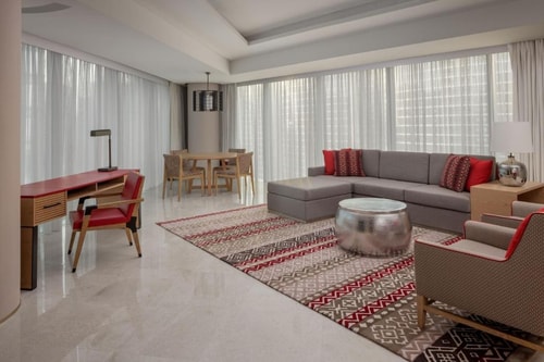 One Bedroom Suite City View Near Jewel Of Creek 3 Luxury Bookings