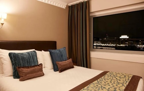 Standard Double Room Near Thames Tigers LON 2 Luxury Bookings