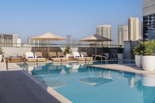 King Or Twin Room Near Yas Community Park JVC 16 Luxury Bookings