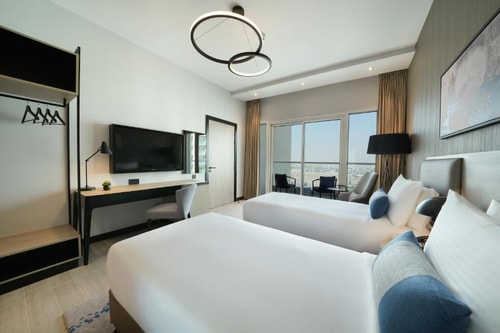 King Or Twin Guest Room Near Water Town Damac Hill 1 Luxury Bookings