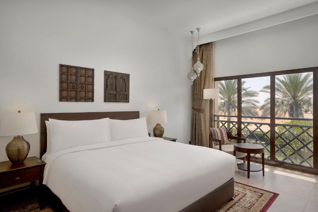 Deluxe Room Near Al Badiya Restaurant Aldhafra Luxury Bookings