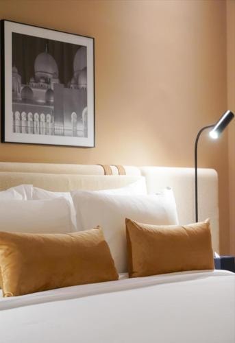 Premium Studio Near Al Seef Village Mall Abu Dhbai 3 Luxury Bookings