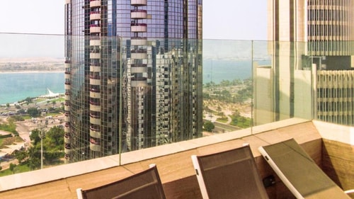 Two Bedroom Apartment Near Capital Park 17 Luxury Bookings