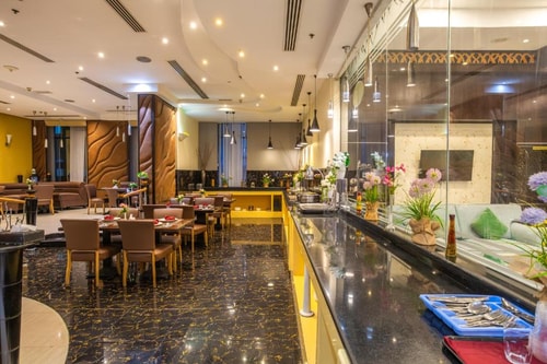 Deluxe Room Near Port Saeed Plaza 8 Luxury Bookings