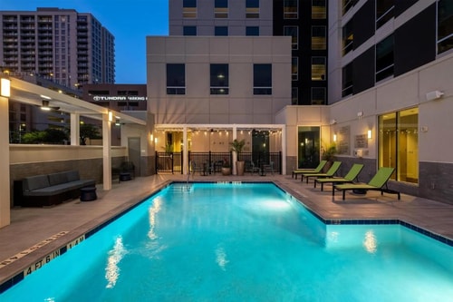 King Studio Suite Near To Toyota Center HOU 14 Luxury Bookings