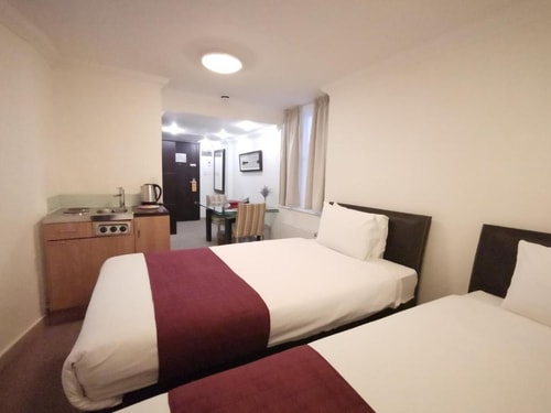 Double Or Twin Room Near Kildare Gardens LON 8 Luxury Bookings