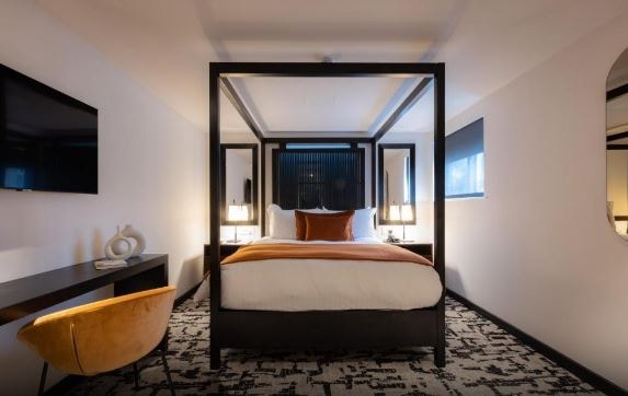 Superior Double Room Near Gogo Glazing LON Luxury Bookings