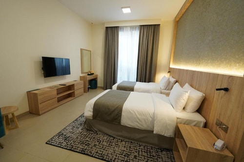 Studio Apartment Near Sharaf DG Metro Station 1 Luxury Bookings