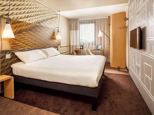 Double Sweet Room Near Rise Climbing LON Luxury Bookings