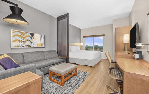 King Room With Sofa Bed Near Baylor Medicine HOU 1 Luxury Bookings