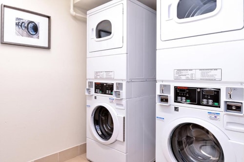 Queen Room Near Marcus Park Recreation Center DAL 11 Luxury Bookings