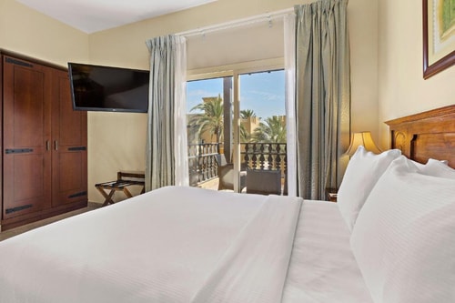 Standard Room Near SeaWake Watersport In RAS Luxury Bookings