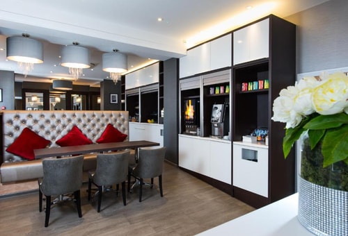 Standard Double Room Near Ecclestone Square LON 10 Luxury Bookings