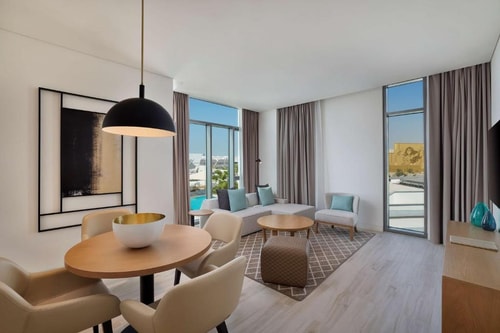 Two Bedroom Apartment Near Yas Waterworld Car Park 5 Luxury Bookings