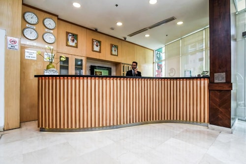 Deluxe One Bedroom Apartment Near Viva Supermarket 8 Luxury Bookings