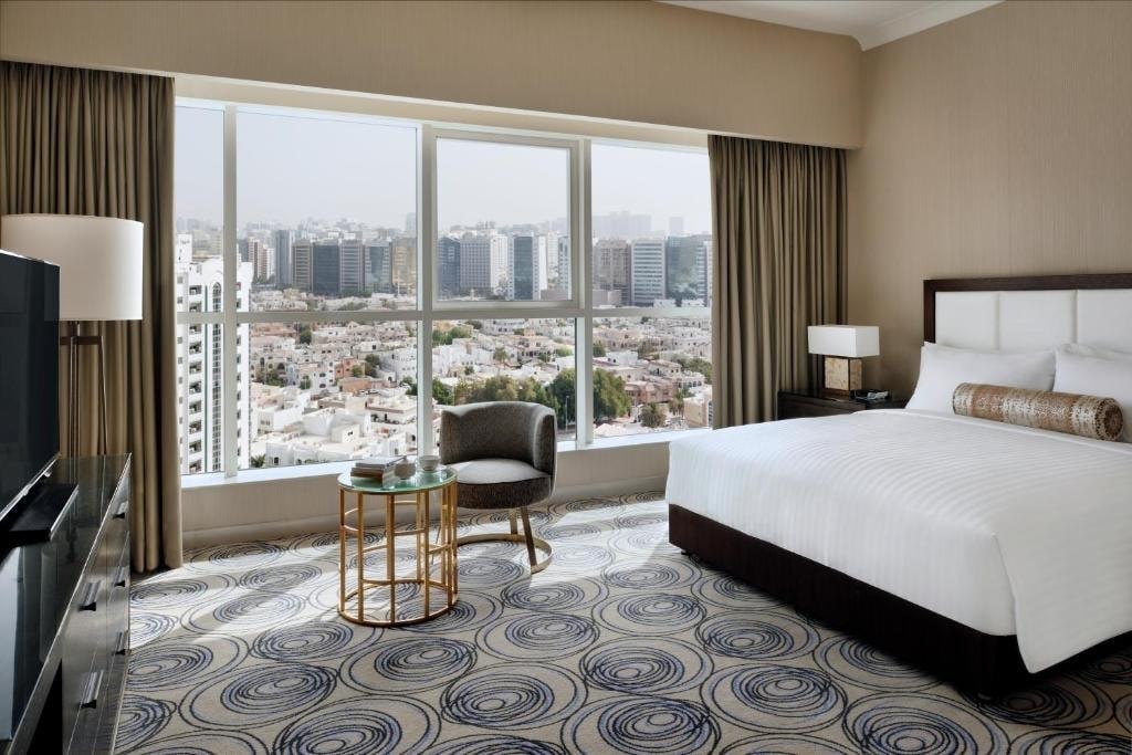 Luxury 2 Bedroom Apartment Walk From Al Wahda Mall Luxury Bookings