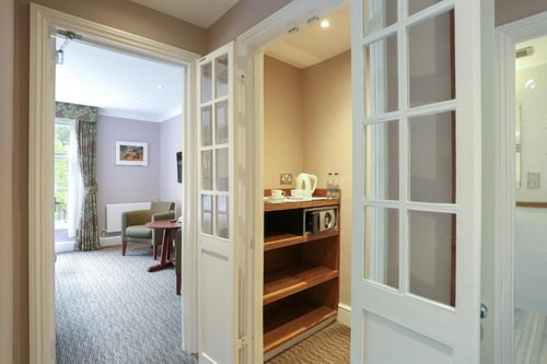 Classic Double Room Near Trent Country Park LON 2 Luxury Bookings