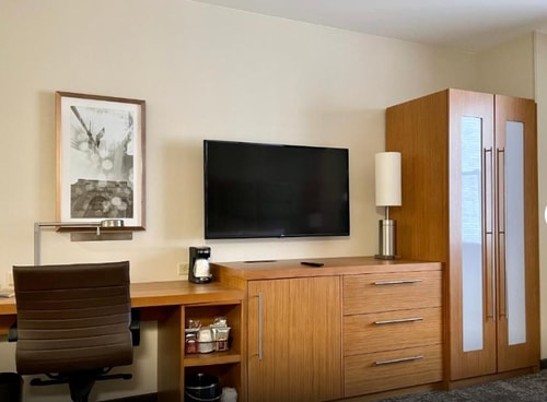 King Room Sofa Bed City View Near Daikin Park HOU 3 Luxury Bookings