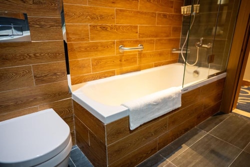 Superior King Room Near Jewel Of The Creek Tunnel 4 Luxury Bookings