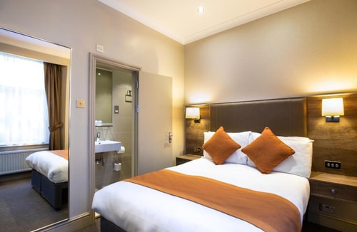 Double Or Twin Room Near Warwick Square LON Luxury Bookings