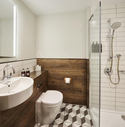 Studio Near Tanner Street Park LON 3 Luxury Bookings
