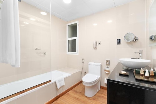 Premier two Bedroom Apartment Near Sahara Center 8 Luxury Bookings