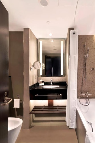 Standard Room Near Al Sarouj Roundabout 5 Luxury Bookings