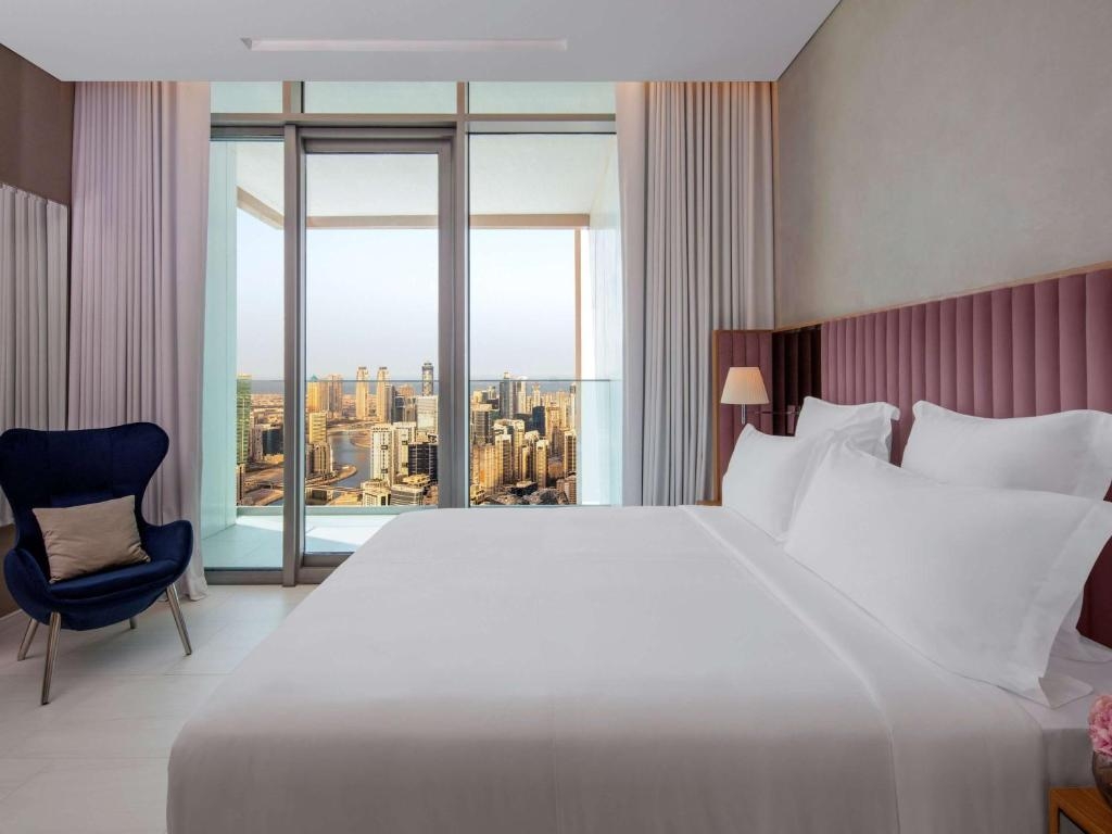 Prime Living One Bedroom Near Regalia Tower Dubai Luxury Bookings