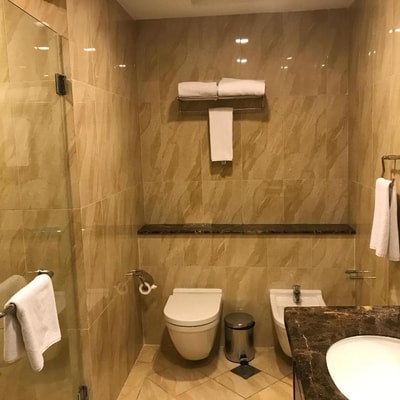 Deluxe Two Bedroom Apartment Near Carrefour Market 6 Luxury Bookings