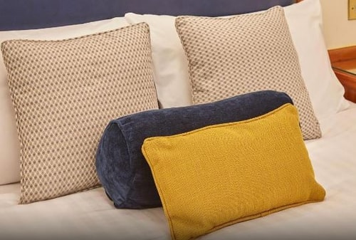 Double Room Near Body Mind Soul Coach LON 1 Luxury Bookings